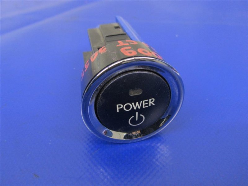 Кнопка старт-стоп LEXUS CT200 11-17 2012 Хетчбек 1.8 89611-75032 Б/У