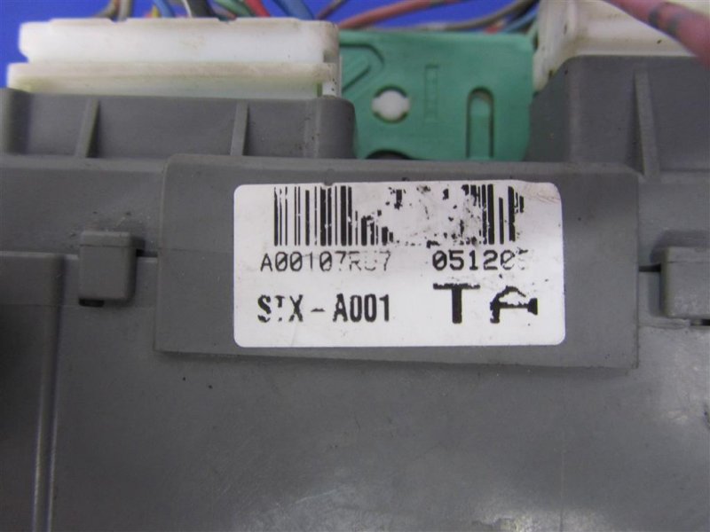 Блок предохранителей салон ACURA MDX (YD2) 06-13 YD2 3.7