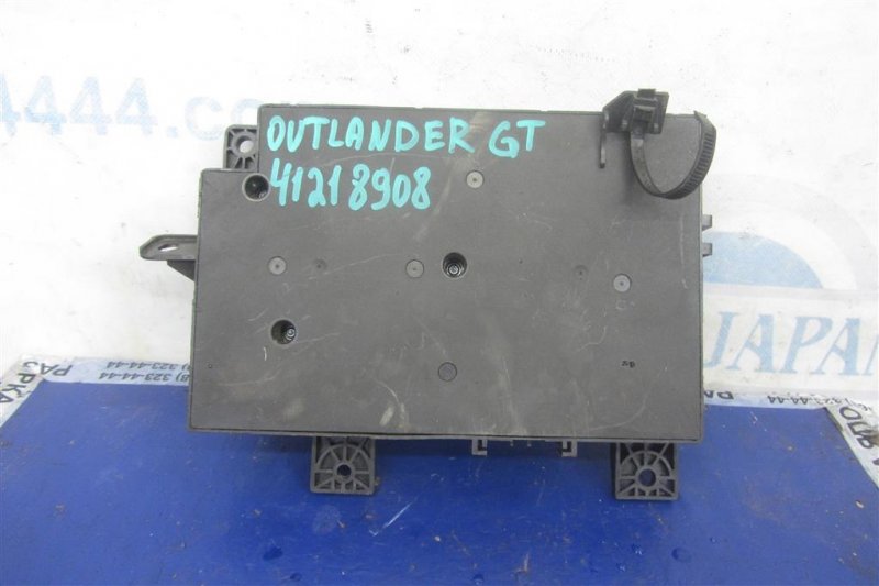 Блок предохранителей салон MITSUBISHI OUTLANDER GF 12- 3.0