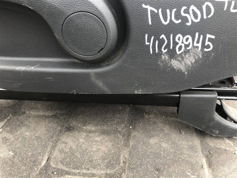 Сиденья комплект TUCSON TL 15-20 Сиденья комплект TUCSON TL 15-20