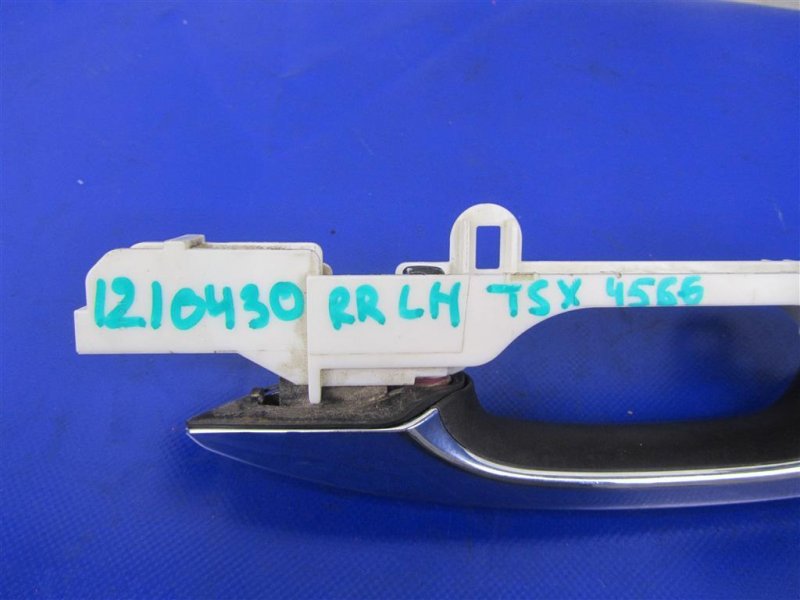 Ручка двери наружная задняя левая ACCORD CU8 / TSX 08-14 2010 Седан 2.4 Ручка двери наружная задняя левая ACCORD CU8 / TSX 08-14 2010 Седан 2.4