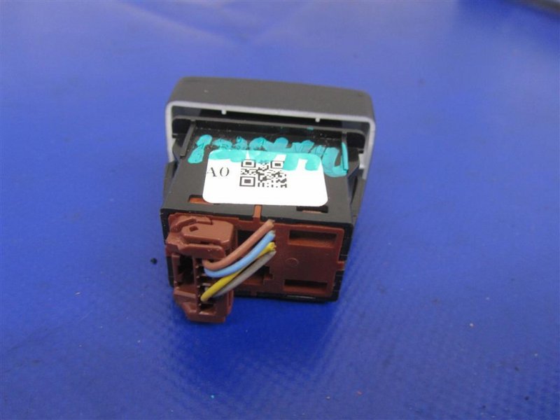 Кнопка закрывания крышки багажника ACURA RDX 12-19 Внедорожник 3.5