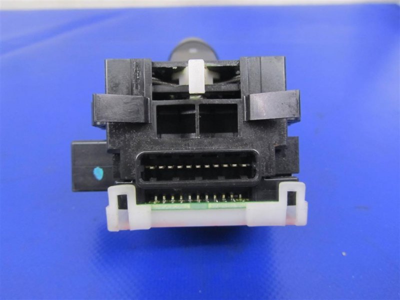 Подрулевой переключатель левый OUTLANDER XL 05-13 2006 Внедорожник 3.0