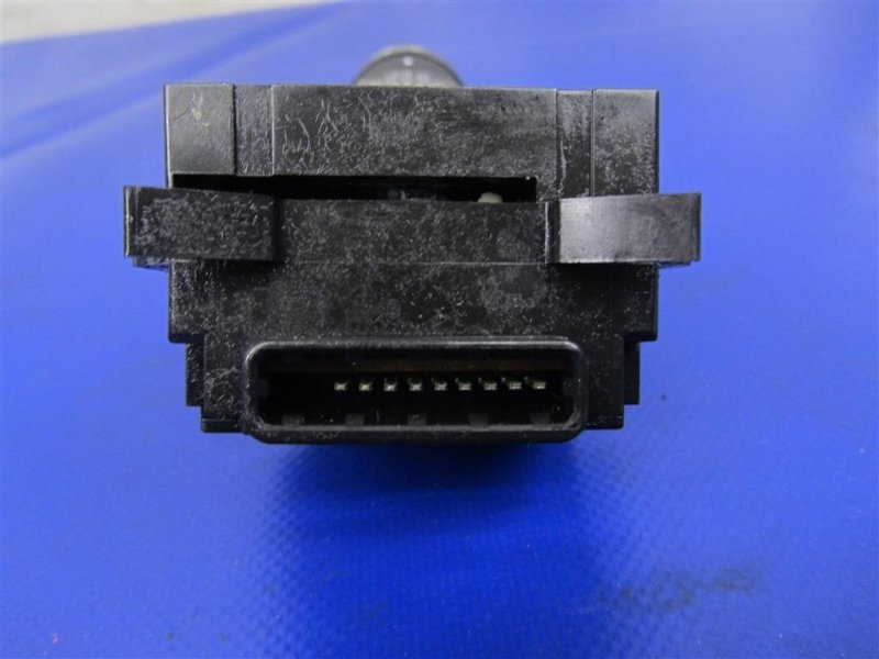 Подрулевой переключатель правый OUTLANDER XL 05-13 2006 Внедорожник 3.0