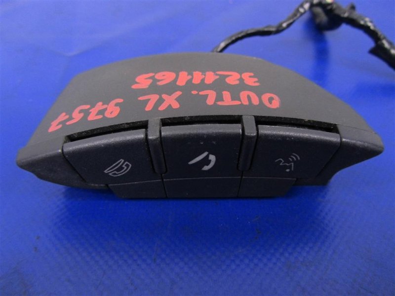 Кнопки на руль MITSUBISHI OUTLANDER XL 05-13 Внедорожник 3.0