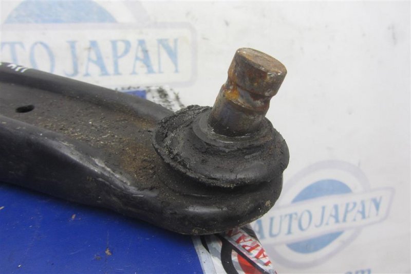 Рычаг передней подвески нижний передний правый OUTLANDER XL 05-13 2007 Внедорожник 3.0