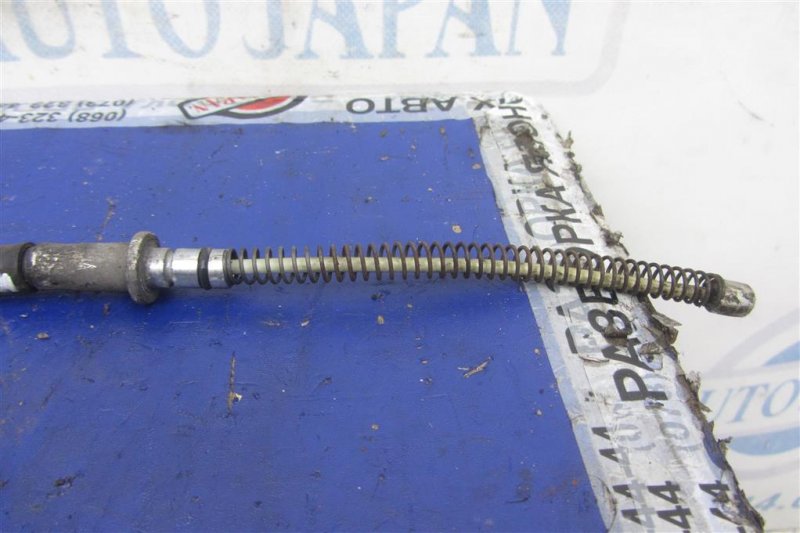 Трос стояночного тормоза правый MITSUBISHI OUTLANDER XL 05-13 Внедорожник 3.0