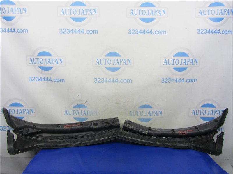 Пластик под лобовое стекло / Жабо MITSUBISHI OUTLANDER XL 05-13 Внедорожник 3.0