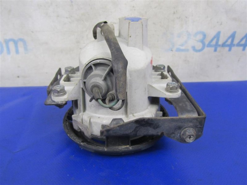 Противотуманная фара левая MITSUBISHI OUTLANDER XL 05-13 Внедорожник 3.0