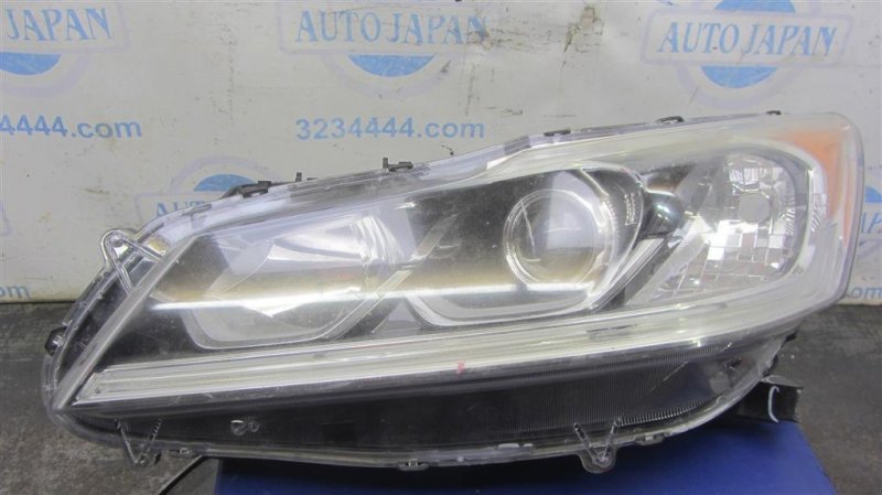 Запчасть фара передняя левая HONDA ACCORD CR 13-18 33150-T2A-A81 Б/У Фара передняя левая HONDA ACCORD CR 13-18 33150-T2A-A81 Б/У