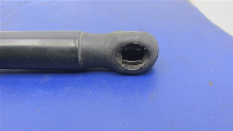 Амортизатор капота SONATA YF 10-14 2011 YF 2.4