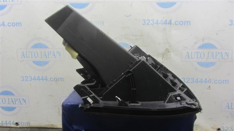 Бардачок 3 BL 09-13 2009 Седан 2.0