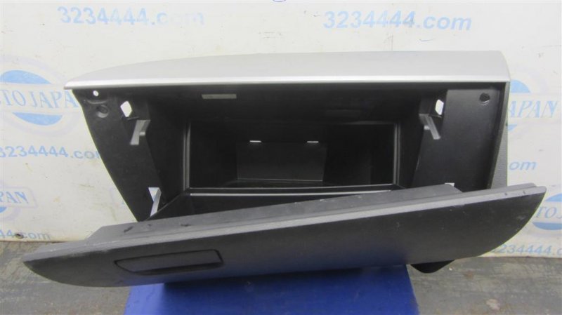 Бардачок 3 BL 09-13 2009 Седан 2.0