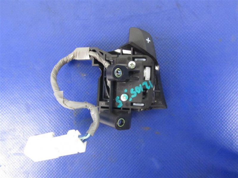 Запчасть лепестки переключения передач правые ACURA RDX 12-19 2016 Внедорожник 3.5 78560-T3R-A01ZA Б/У Лепестки переключения передач правые ACURA RDX 12-19 2016 Внедорожник 3.5 78560-T3R-A01ZA Б/У