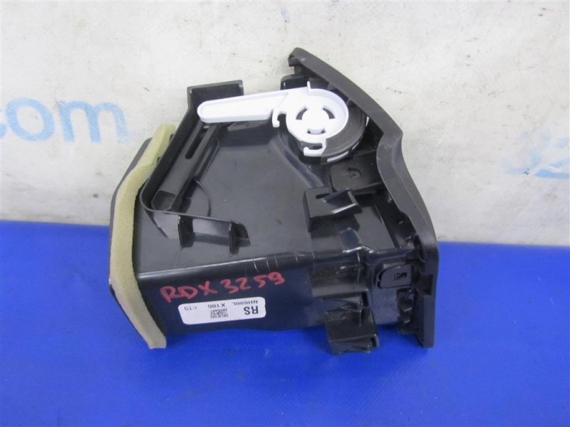 Дефлектор воздушный правый RDX 12-19 2016 Внедорожник 3.5