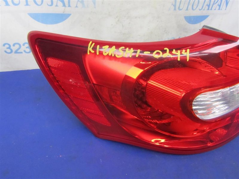 Фонарь наружный задний левый SUZUKI KIZASHI 09-14 Седан 2.4