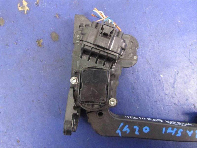 Педаль газа SUZUKI KIZASHI 09-14 Седан 2.4