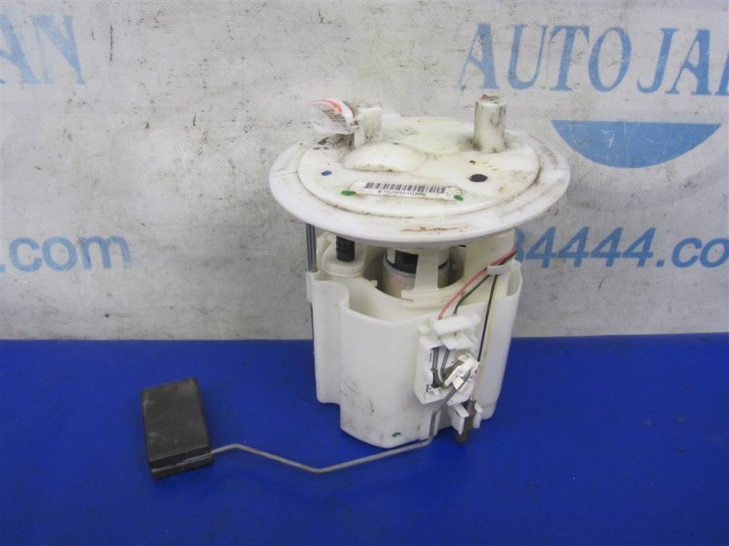 Топливный насос NISSAN SENTRA (B16) 06–12 17040-9AA0A Б/У