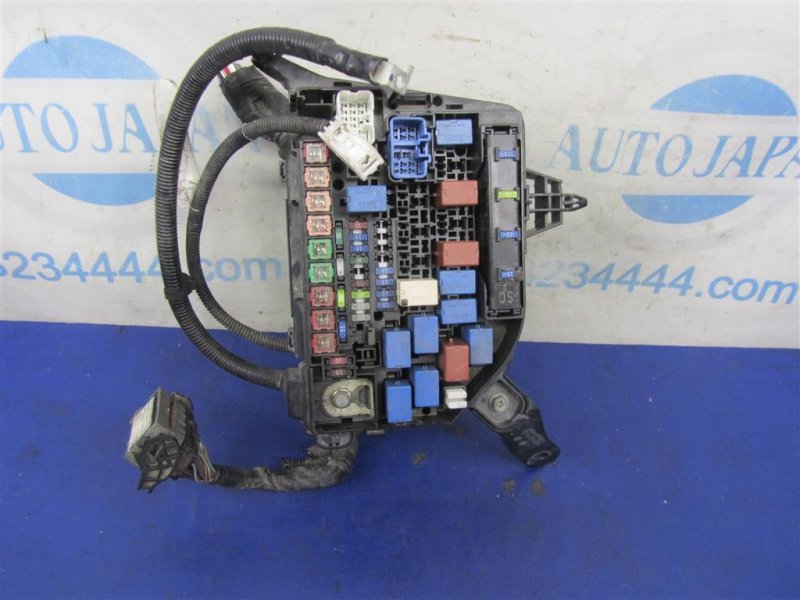 Блок предохранителей моторный отсек KIZASHI 09-14 2010 Седан 2.4