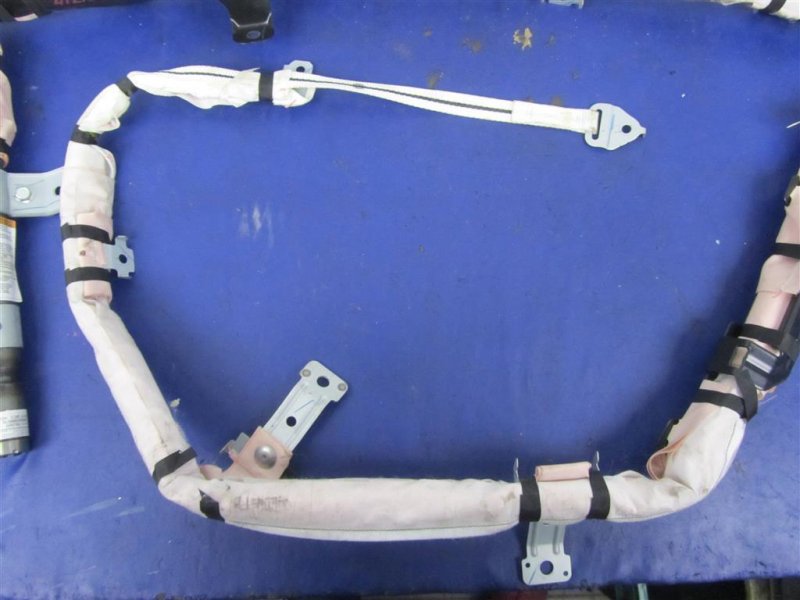 Подушка безопасности (штора) левая KIZASHI 09-14 2010 Седан 2.4 Подушка безопасности (штора) левая KIZASHI 09-14 2010 Седан 2.4