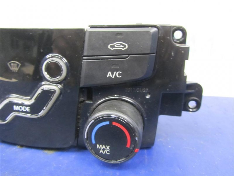 Блок управления печкой SONATA YF 10-14 2011 YF 2.4