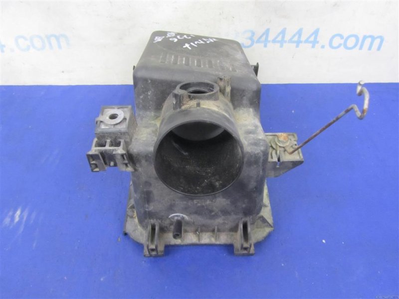 Крышка корпуса воздушного фильтра TOYOTA MATRIX 02-08 ZZE132 1.8L 1ZZ-FE Крышка корпуса воздушного фильтра TOYOTA MATRIX 02-08 ZZE132 1.8L 1ZZ-FE