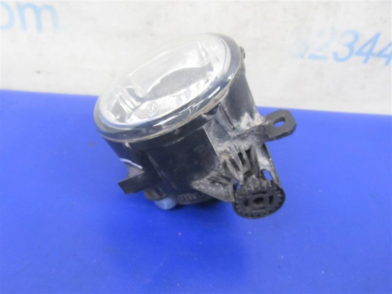 Противотуманная фара правая OUTLANDER XL 05-13