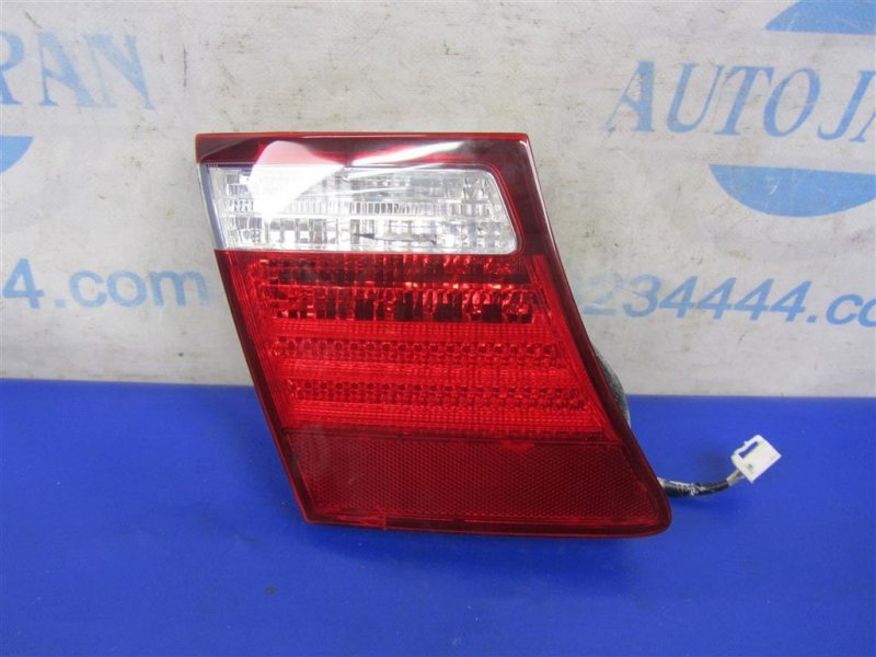 Запчасть фонарь внутренний задний левый LEXUS LS460 06-12 8159150150 Б/У Фонарь внутренний задний левый LEXUS LS460 06-12 8159150150 Б/У