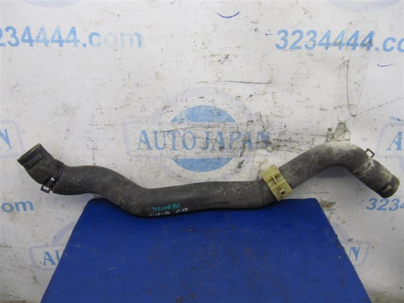 Патрубок системы охлаждения MAZDA CX-9 06-16 Внедорожник 3.7 Патрубок системы охлаждения MAZDA CX-9 06-16 Внедорожник 3.7