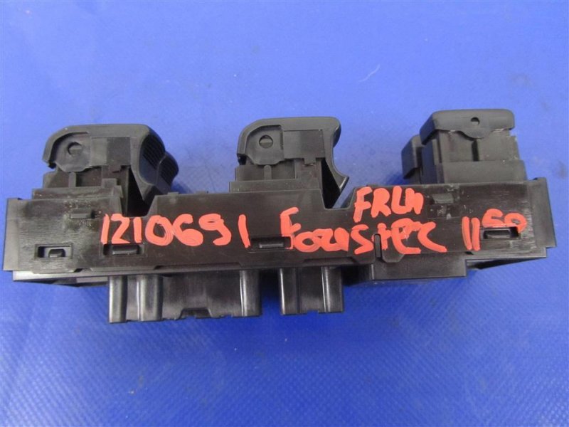 Блок управления стеклоподъемниками передний левый FORESTER 12-19 2013 Внедорожник 2.5