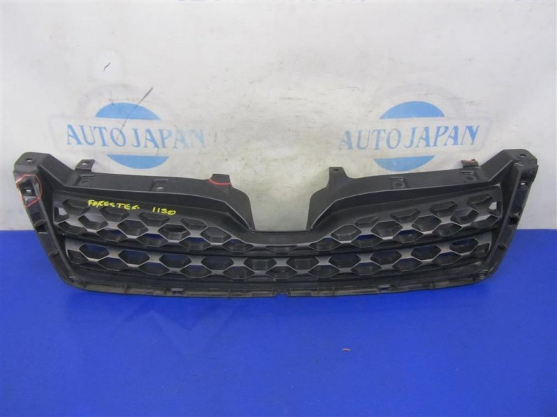 Запчасть решетка радиатора SUBARU FORESTER 12-19 2013 Внедорожник 2.5 91121SG040 Б/У Решетка радиатора SUBARU FORESTER 12-19 2013 Внедорожник 2.5 91121SG040 Б/У