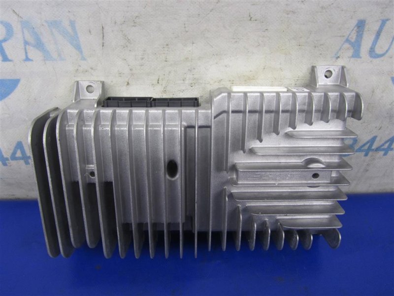 Запчасть усилитель звука INFINITI Q50 15-20 2016 Седан 3.0 VR30DDTT 28061-4HK4A Б/У Усилитель звука INFINITI Q50 15-20 2016 Седан 3.0 VR30DDTT 28061-4HK4A Б/У