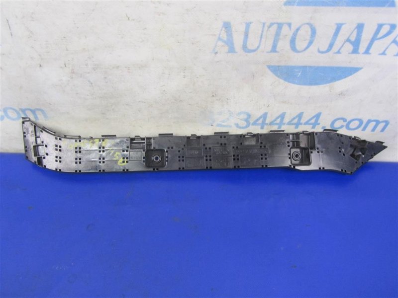 Кронштейн заднего бампера задний правый SUBARU FORESTER 12-19 2013 Внедорожник 2.5 57707SG080 Б/У