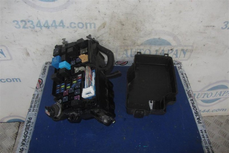 Запчасть блок предохранителей моторный отсек MAZDA 3 BL 09-13 BBM6-66-760 Б/У Блок предохранителей моторный отсек MAZDA 3 BL 09-13 BBM6-66-760 Б/У