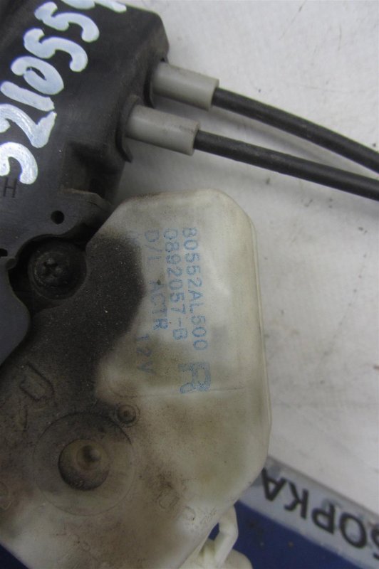 Замок двери задний правый INFINITI G35 03-07 Седан 3.5