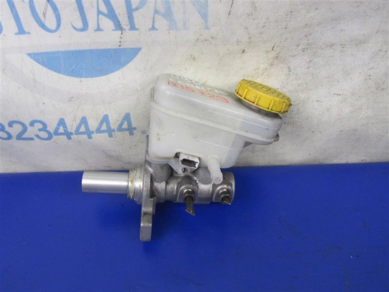 Главный тормозной цилиндр SUBARU FORESTER 12-19 2013 Внедорожник 2.5 26401FJ060 Б/У