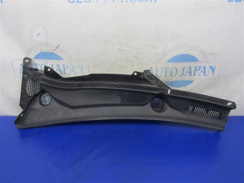 Пластик под лобовое стекло / Жабо левый INFINITI Q50 15-20 2016 Седан 3.0 VR30DDTT 66863-4GF0A Б/У