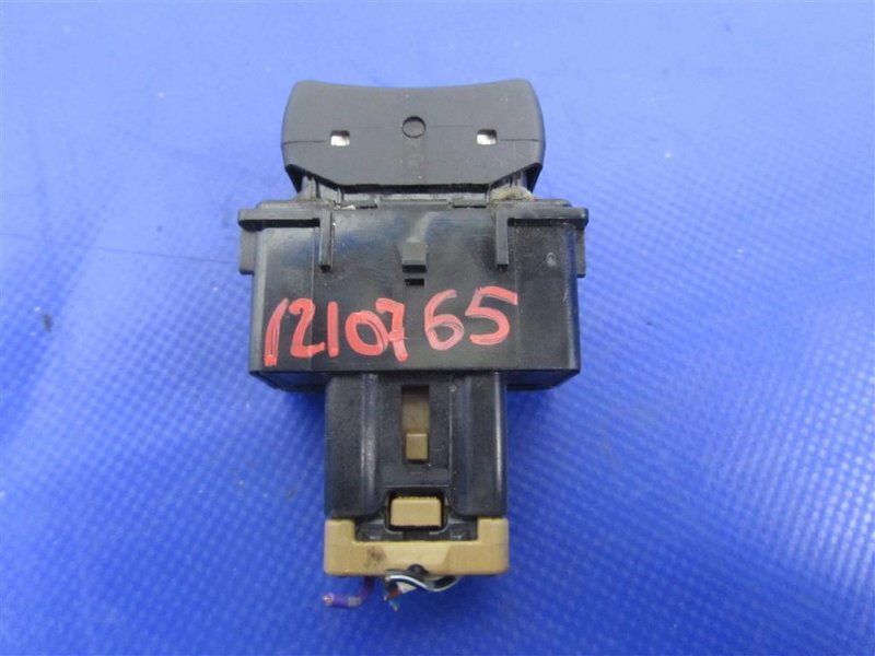 Кнопка обогрева сидений правая FORESTER 12-19 2015 Внедорожник 2.5