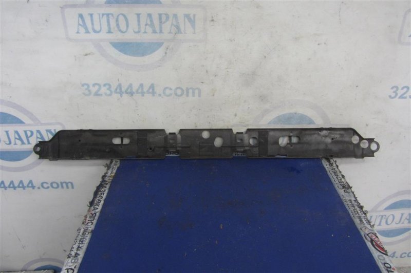 Крепление радиатора TOYOTA SIENNA 03-10 GSL20 3.5 2GR-FE