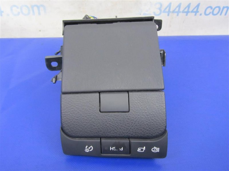 Блок кнопок торпедо LEXUS GS350 GS300 05-11 Седан 3.5 Блок кнопок торпедо LEXUS GS350 GS300 05-11 Седан 3.5