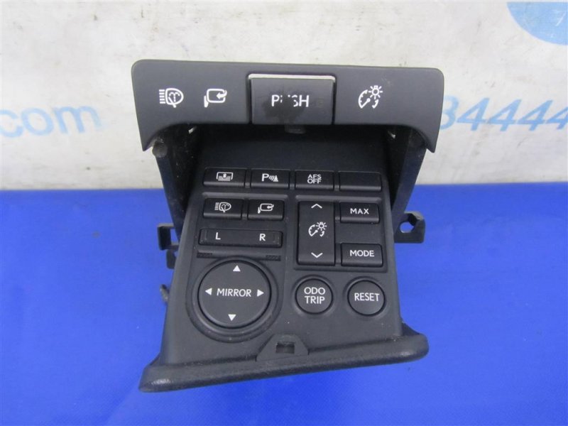 Запчасть блок кнопок торпедо LEXUS GS350 GS300 05-11 2007 Седан 3.5 84010-30650-C1 Б/У Блок кнопок торпедо LEXUS GS350 GS300 05-11 2007 Седан 3.5 84010-30650-C1 Б/У