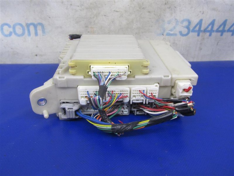 Блок предохранителей салон правый GS350 GS300 05-11 2007 Седан 3.5