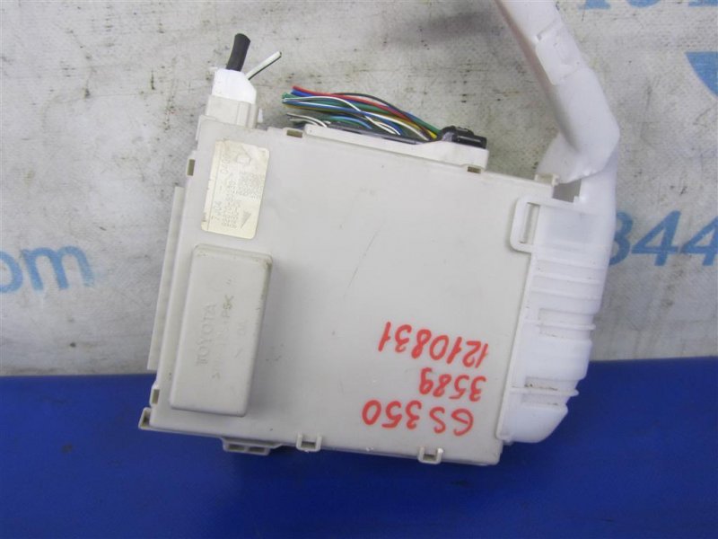 Блок предохранителей салон задний LEXUS GS350 GS300 05-11 2007 Седан 3.5 82670-30230 Б/У