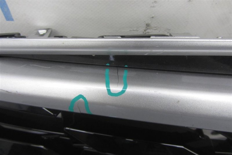 Решетка радиатора TOYOTA HIGHLANDER 2020-