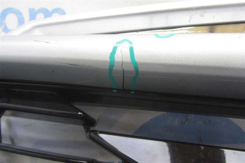 Решетка радиатора HIGHLANDER 2020-