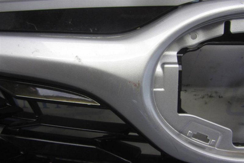 Решетка радиатора HIGHLANDER 2020-