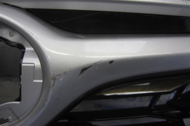 Решетка радиатора HIGHLANDER 2020-