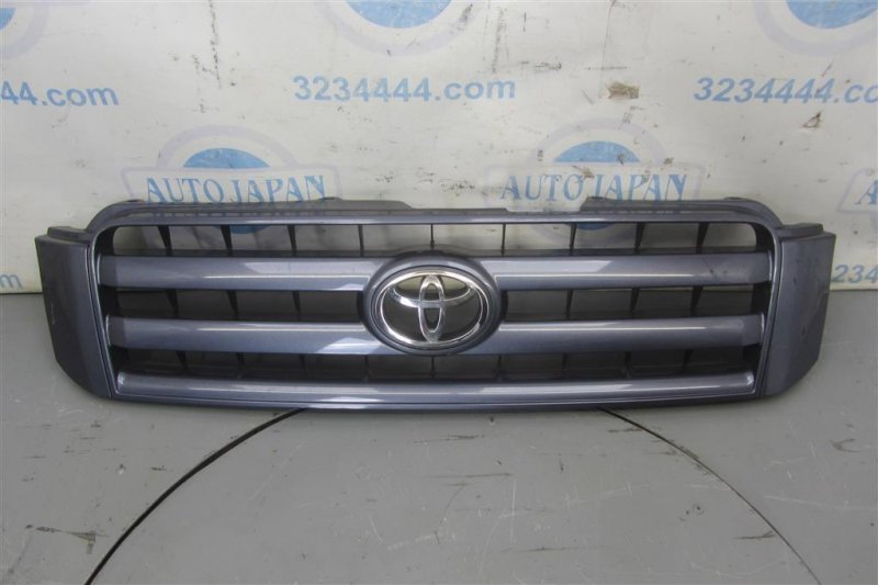 Решетка радиатора TOYOTA HIGHLANDER 01-07 53101-48100J0 Б/У