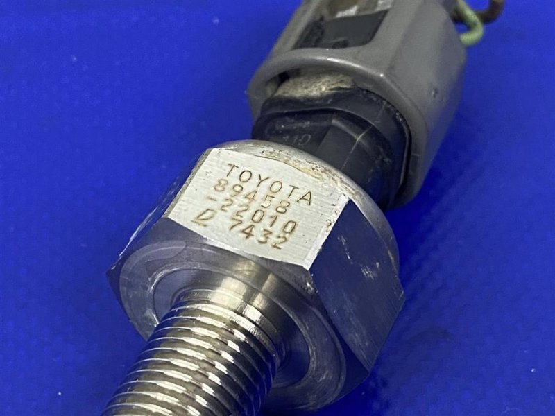 Датчик давления топлива TOYOTA AVENSIS 03-08