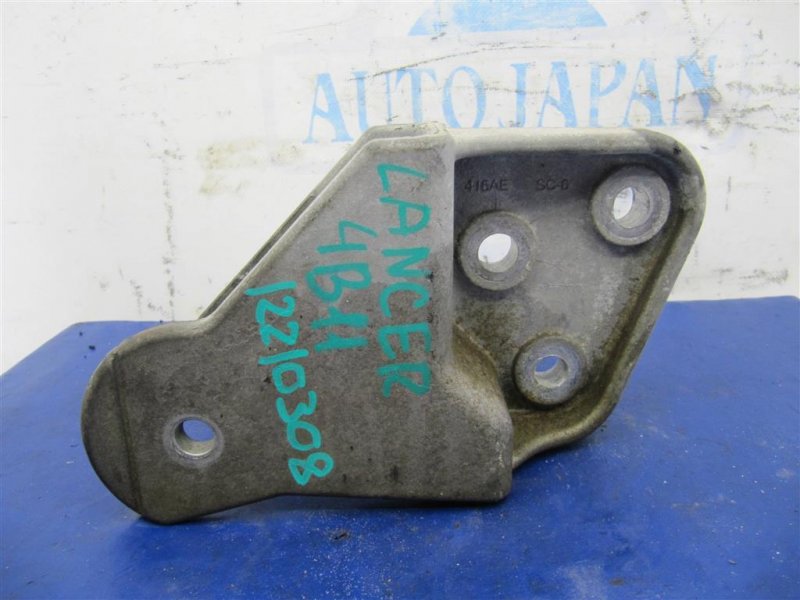 Кронштейн двигателя MITSUBISHI LANCER X 10 07-15 2.0